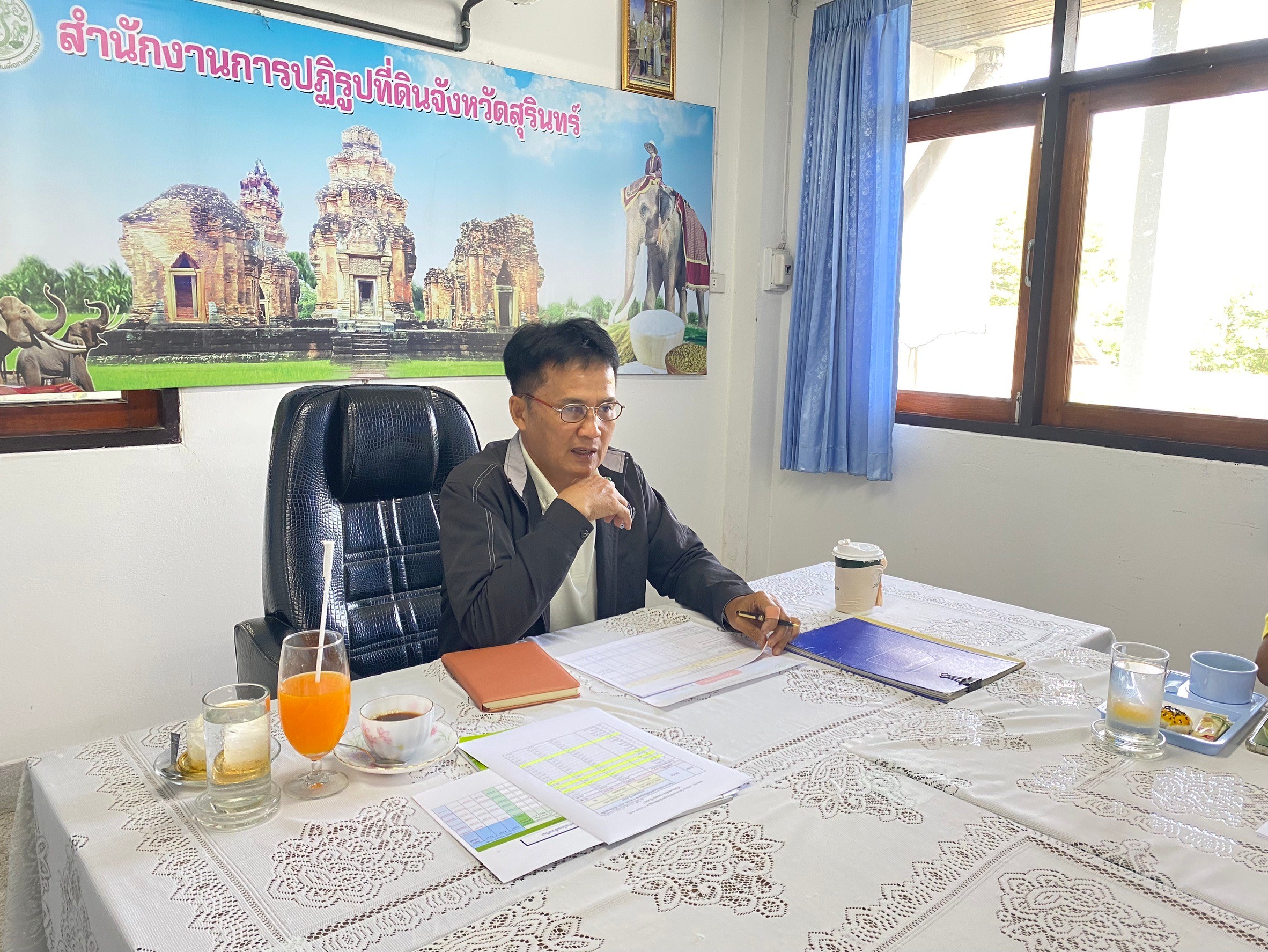 title - ผู้ตรวจราชการกรม ประชุมตรวจราชการ ประจำปีงบประมาณ 67 รอบ 2 จังหวัดสุรินทร์ บุรีรัมย์